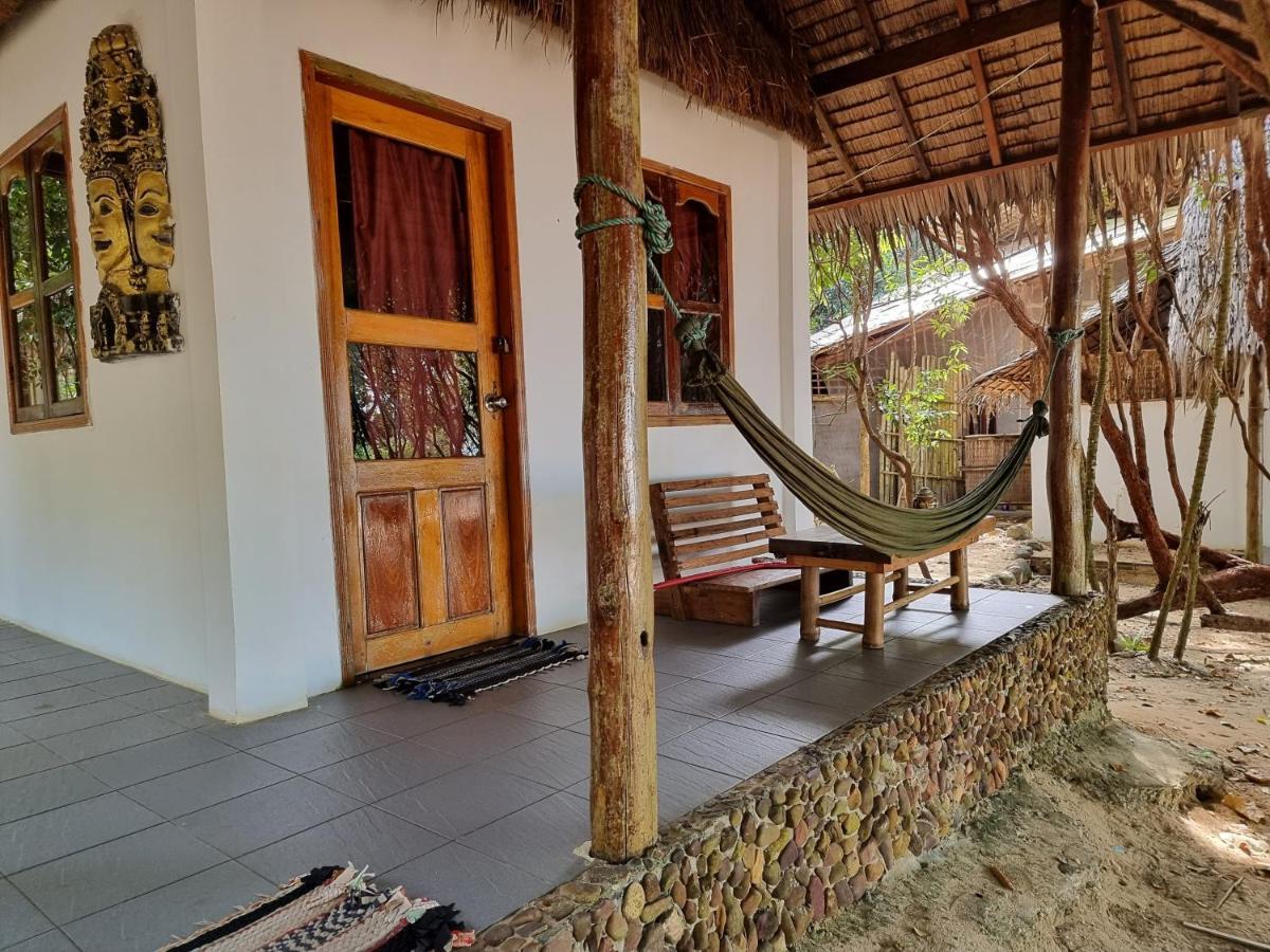 Sunboo Beach Bungalows Ko Rong Sanloem Eksteriør bilde
