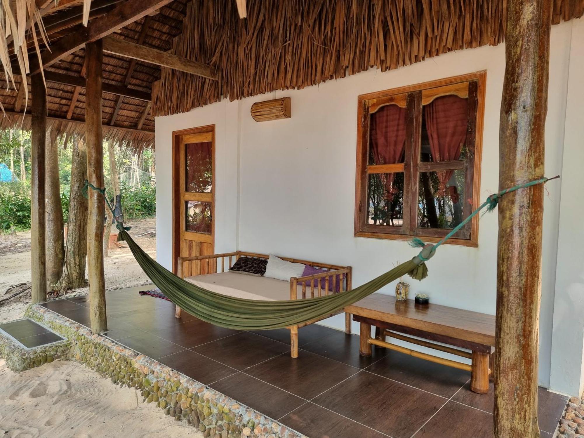 Sunboo Beach Bungalows Ko Rong Sanloem Eksteriør bilde
